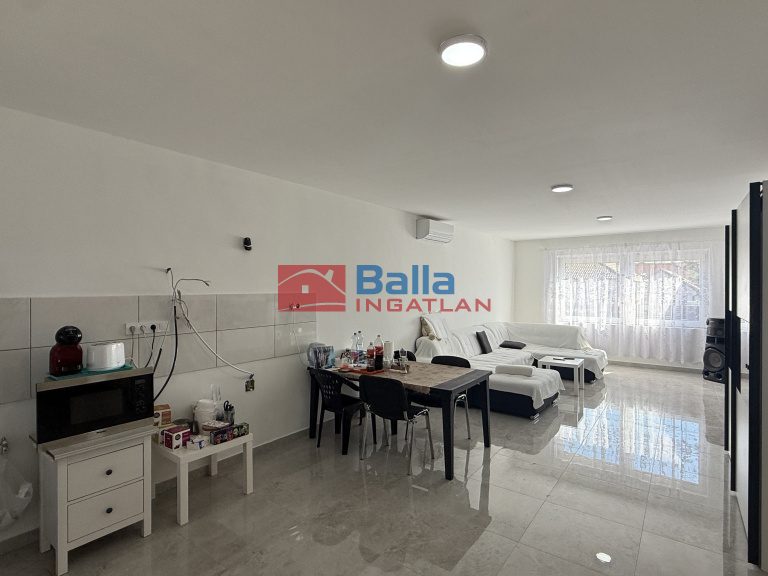Eladó 240 m²-esikerház XVIII. Kerület (Újpéteritelep) , Újpéteri telepen: 269'000'000 Ft