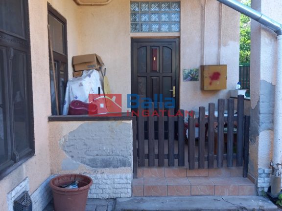 Eladó 36 m²-esházrész XX. Kerület (Erzsébetfalva) , Tátratér közeli utca: 31'500'000 Ft