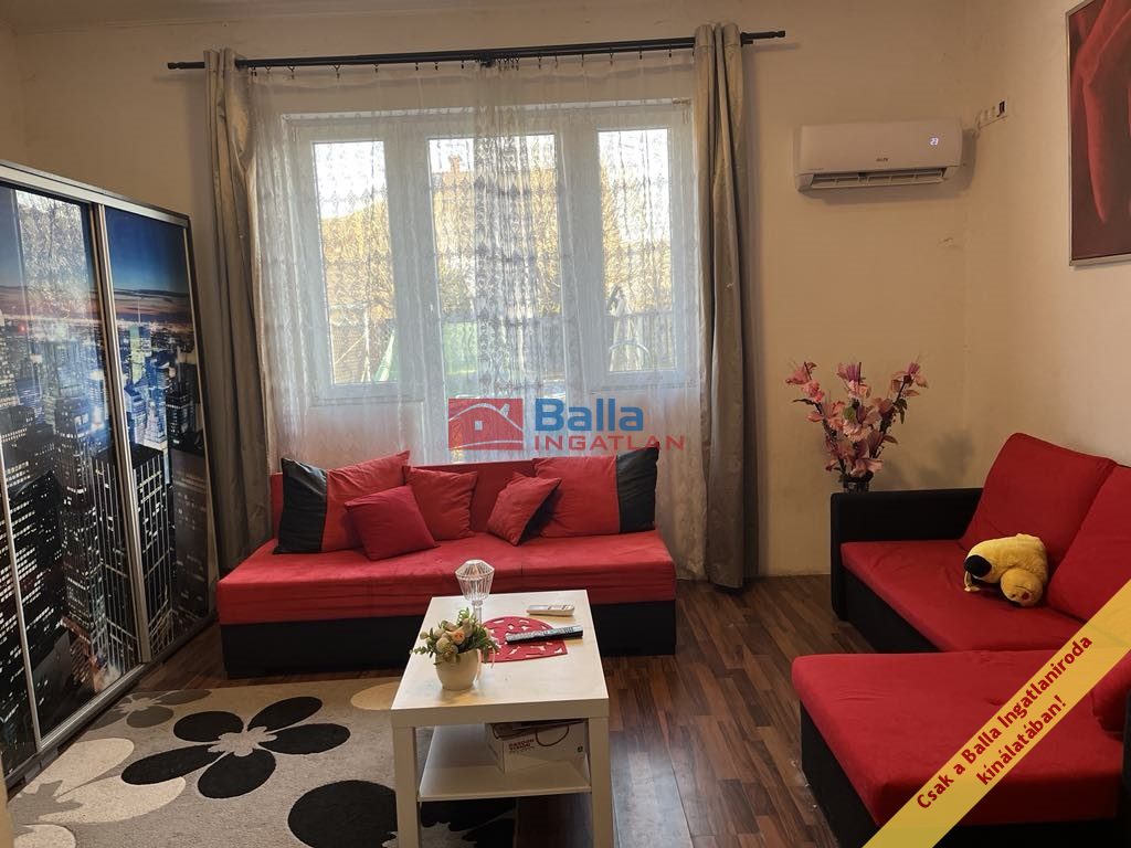 Eladó 59 m²-esházrész XX. Kerület (Kossuthfalva) , Kölcsey utca: 60'000'000 Ft