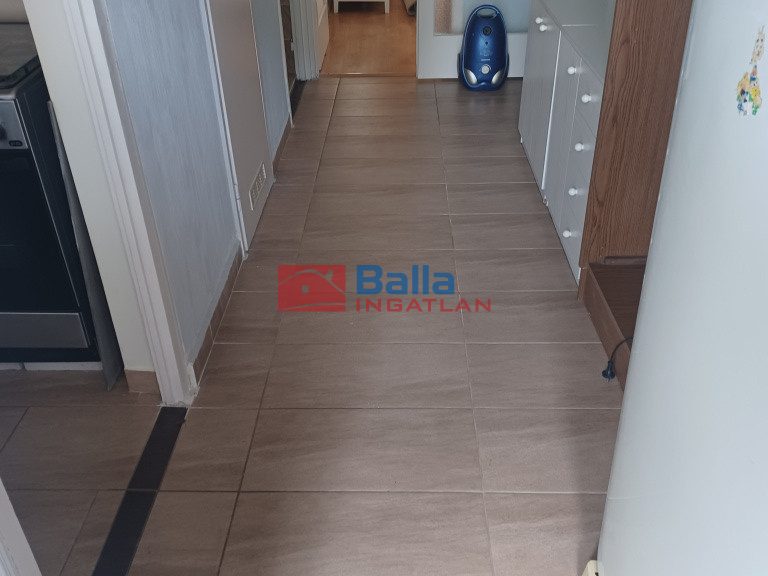 Kiadó 70 m²-estársasházi lakás XX. Kerület (Központ) , Baross u. közelében utca: 220'000 Ft