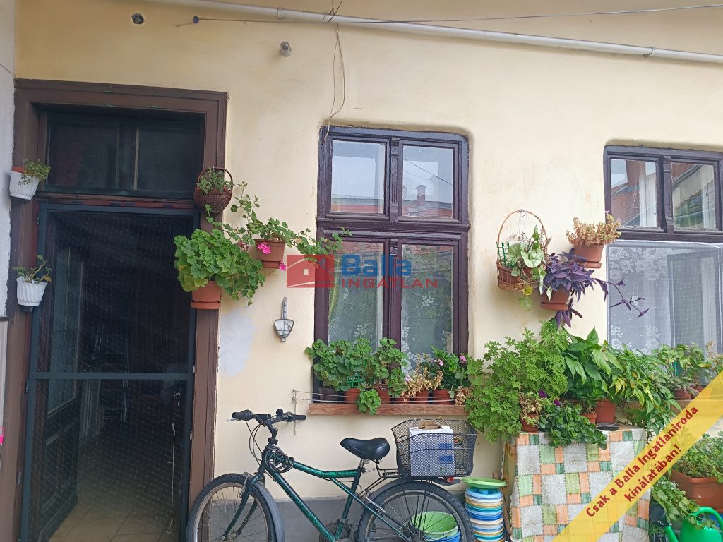 Eladó 30 m²-estársasházi lakás XX. Kerület (Központ) , Bem utca: 26'900'000 Ft