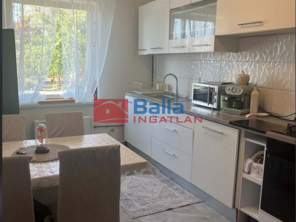 Eladó 52 m²-estársasházi lakás XX. Kerület (Központ) , Sétáló utca közeli utca: 64'900'000 Ft