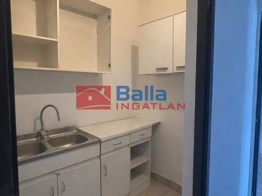 Eladó 34 m²-estársasházi lakás XX. Kerület (Pacsirta telep) , Vágóhíd közeli utca: 31'000'000 Ft