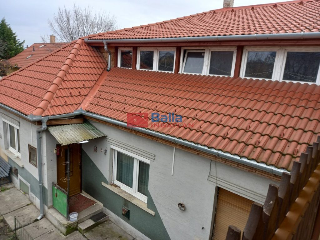 Eladó 200 m²-escsaládi ház XX. Kerület (Szabó telep) , Márírok útja közeli utca: 200'000'000 Ft