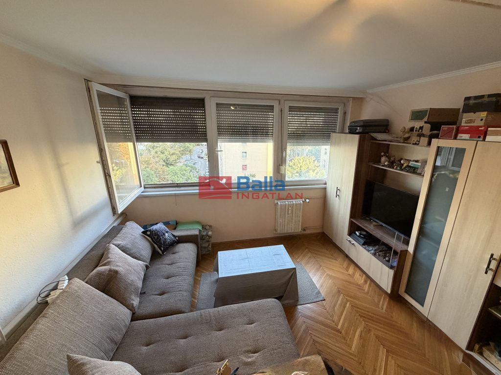 Eladó 46 m²-estársasházi lakás XXI. Kerület (Belváros (Városközpont)) , Kossuth Lajos utca: 45'900'000 Ft