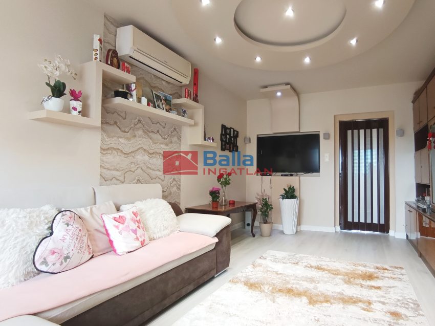 Eladó 53 m²-estársasházi lakás XXI. Kerület (Belváros (Városközpont)) , Kossuth Lajos utca: 64'900'000 Ft