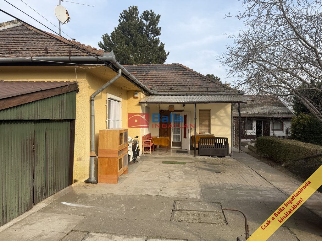 Eladó 81 m²-escsaládi ház XXI. Kerület (Kertváros) , Rákóczi tér: 99'000'000 Ft