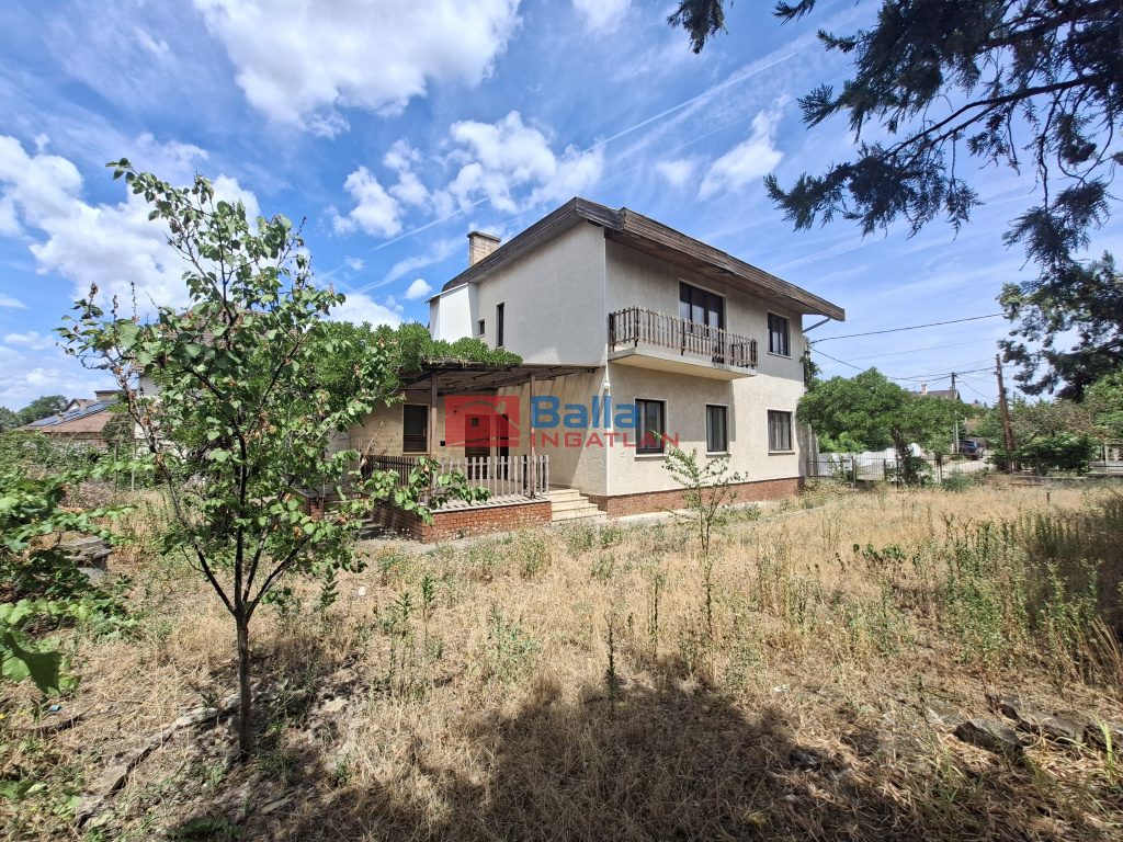 Eladó 152 m²-escsaládi ház XXI. Kerület (Királyerdő) , JÁZMINOS utca: 119'900'000 Ft