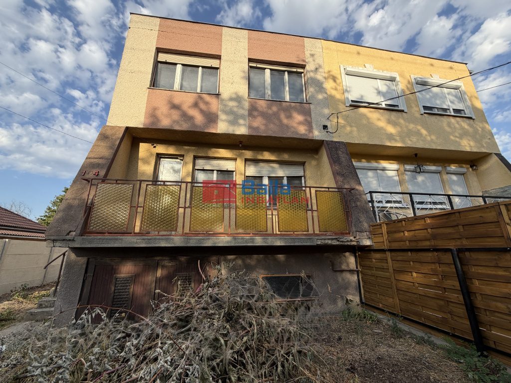 Eladó 110 m²-esikerház XXI. Kerület (Királyerdő) , Királyerdő: 99'000'000 Ft