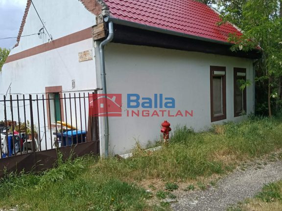 Eladó 70 m²-escsaládi ház XXI. Kerület (Szabótelep) , Szabótelep utca: 71'900'000 Ft
