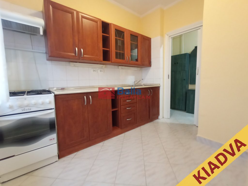 Kiadó 54 m²-estársasházi lakás XXI. Kerület (Vízmű lakótelep) , II.RÁKÓCZI FERENC út: 175'000 Ft