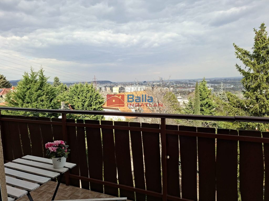 Eladó 115 m²-estársasházi lakás XXII. Kerület (Budafok) , Budafokon: 159'000'000 Ft