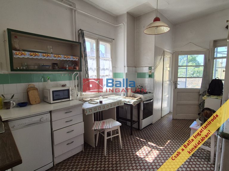 Eladó 160 m²-escsaládi ház XXII. Kerület (Budafok) , Gádor utca: 110'000'000 Ft