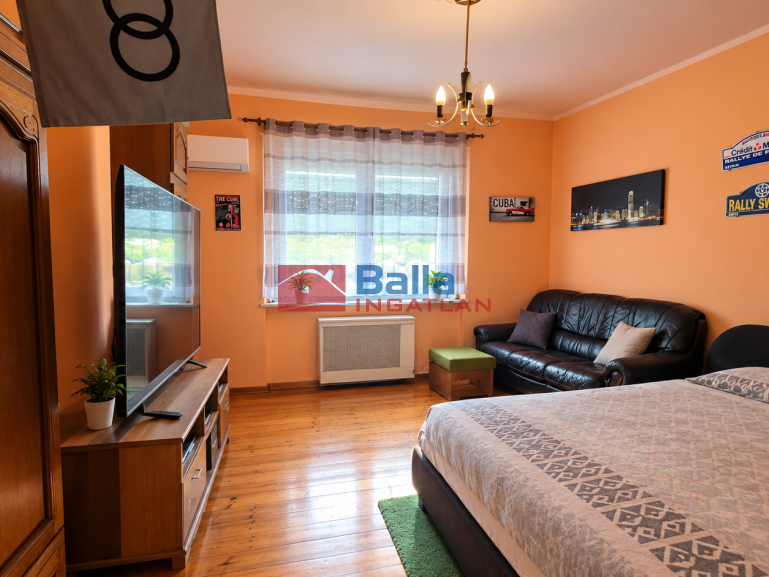 Eladó 115 m²-escsaládi ház XXII. Kerület (Nagytétény) , Nagytétényben: 130'000'000 Ft