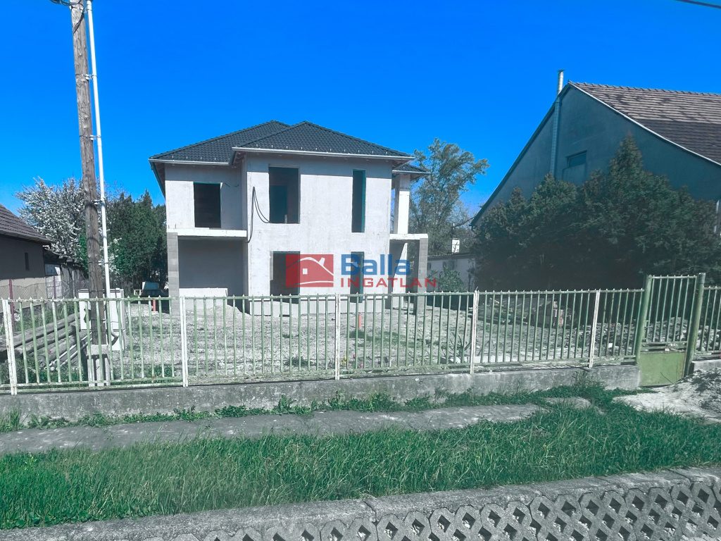 Eladó 110 m²-esikerház XXII. Kerület (Nagytétény) , Nagytétényi úti ALDI utca: 138'000'000 Ft