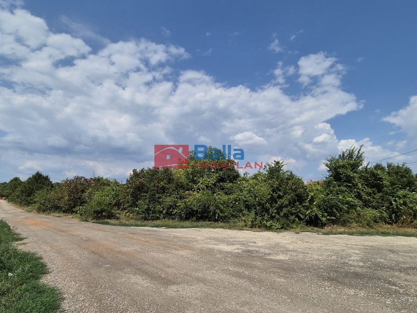 Eladó 2576 m²-estelek XXII. Kerület (Nagytétény Óhegy) , Barackos út: 19'000'000 Ft