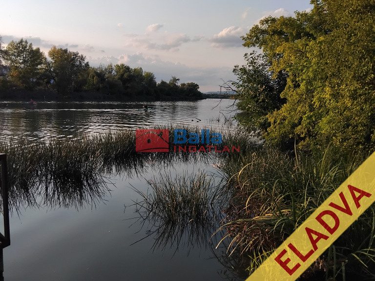 Eladó 268 m²-estelek XXIII. Kerület (Molnársziget) , Duna part közeli utca: 15'000'000 Ft