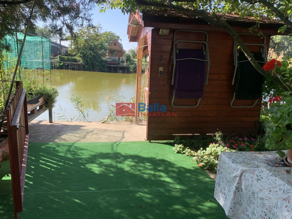 Eladó 64 m²-escsaládi ház XXIII. Kerület (Soroksár) , Őszirózsa utca: 67'900'000 Ft