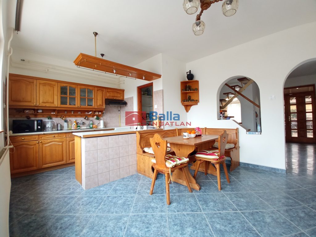 Eladó 135 m²-escsaládi ház XXIII. Kerület (Soroksár-Újtelep) , HRÍVNÁK PÁL utca: 119'000'000 Ft