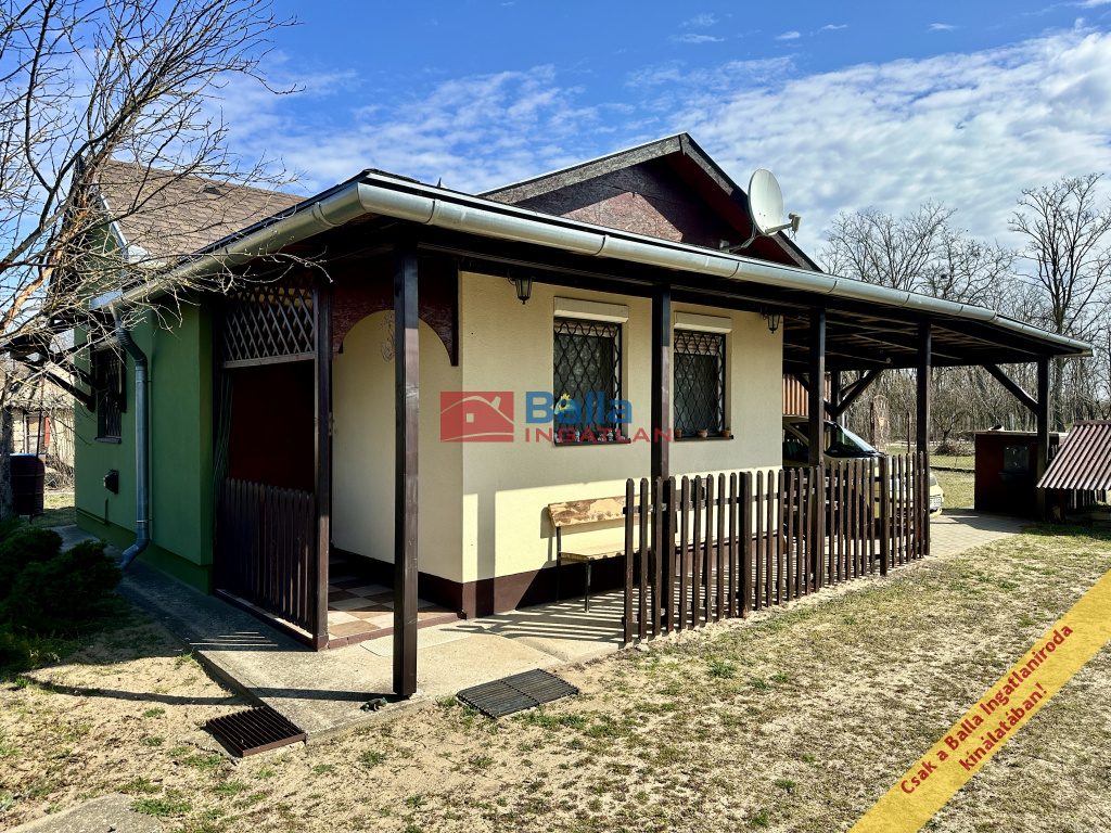 Eladó 42 m²-esüdülő Cegléd, Gőz dűlő: 18'900'000 Ft