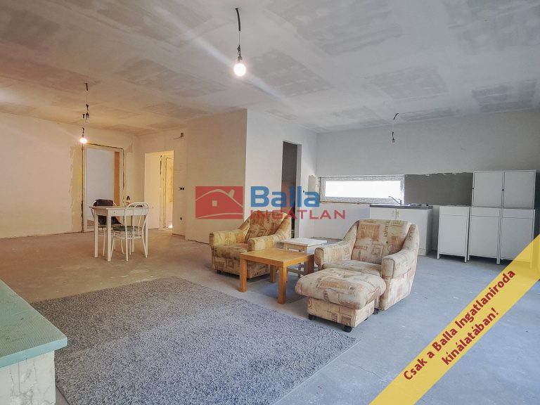Eladó 100 m²-escsaládi ház Csővár, Dankó utca: 45'000'000 Ft