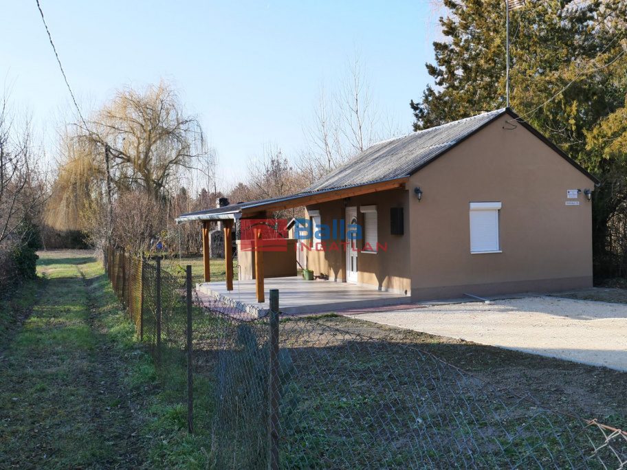 Eladó 40 m²-esüdülő Dömsöd, Ráckevei utca: 26'990'000 Ft