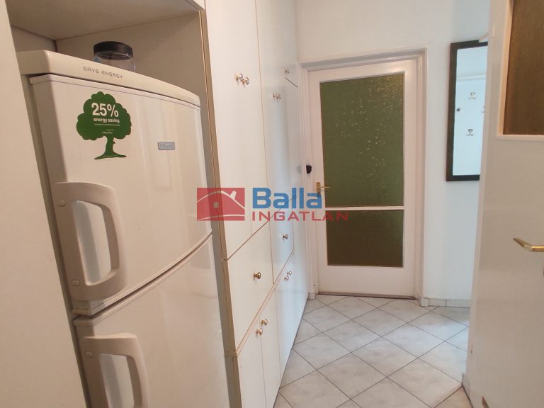 Eladó 52 m²-estársasházi lakás Dunaújváros, Vasmű út: 33'500'000 Ft