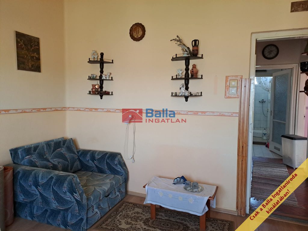 Eladó 130 m²-escsaládi ház Ecséd, Táncsics Mihály utca: 38'900'000 Ft
