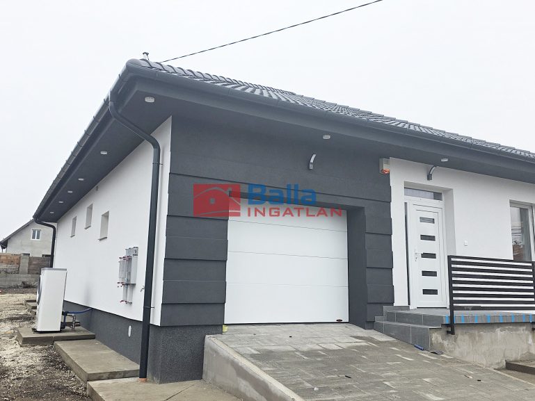 Eladó 158 m²-escsaládi ház Érd (Fenyves Parkváros) , Fenyves Parkvárosban található utca: 164'800'000 Ft