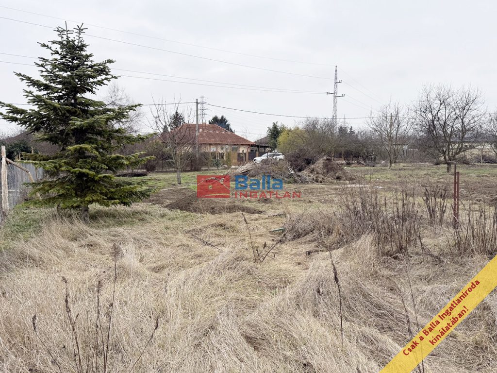 Eladó 835 m²-estelek Érd (Ófalu) , Júlia utca környékén található: 19'000'000 Ft