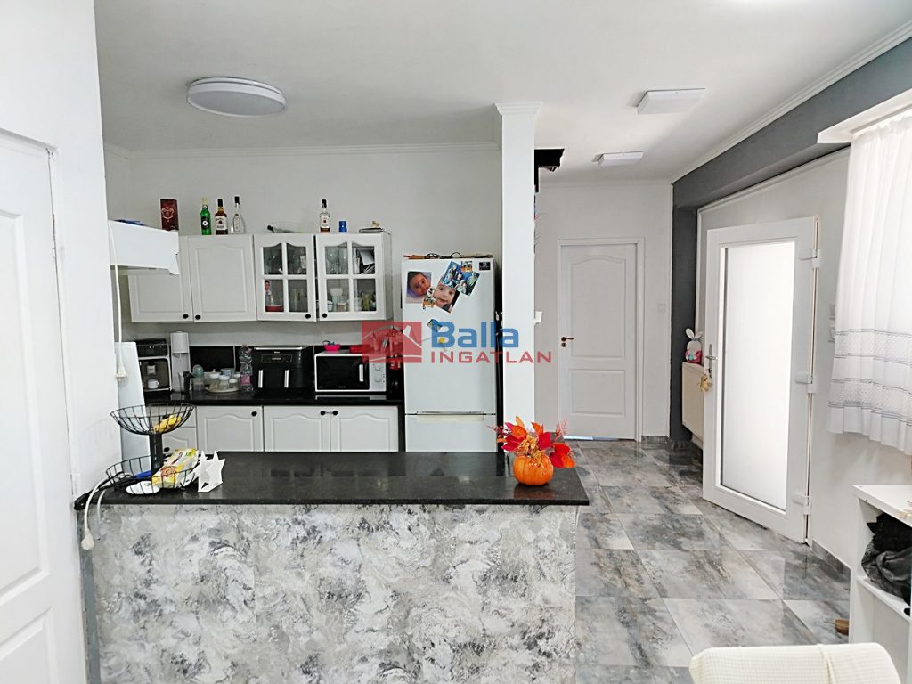 Eladó 160 m²-escsaládi ház Érd (Ófalu) , Kálvária utca közelében utca: 109'000'000 Ft