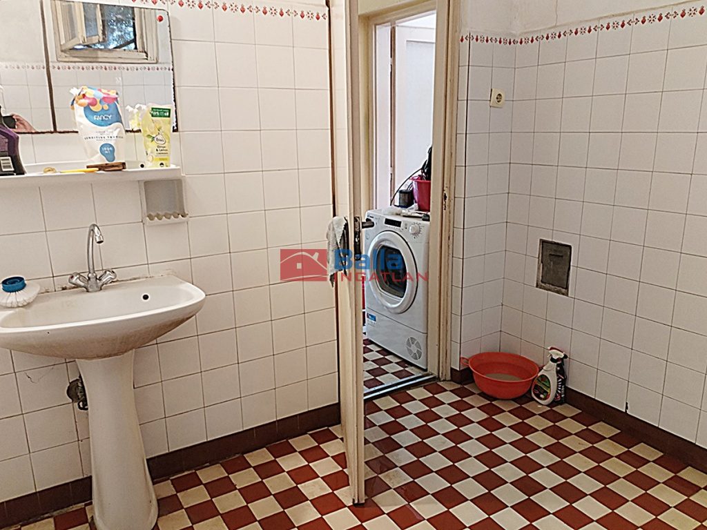 Eladó 83 m²-escsaládi ház Érd (Városközpont) , Blanka és Berta utca között utca: 85'000'000 Ft