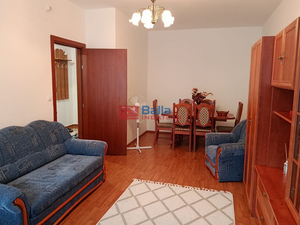Kiadó 56 m²-estársasházi lakás Érd (Városközpont) , Budai út: 260'000 Ft