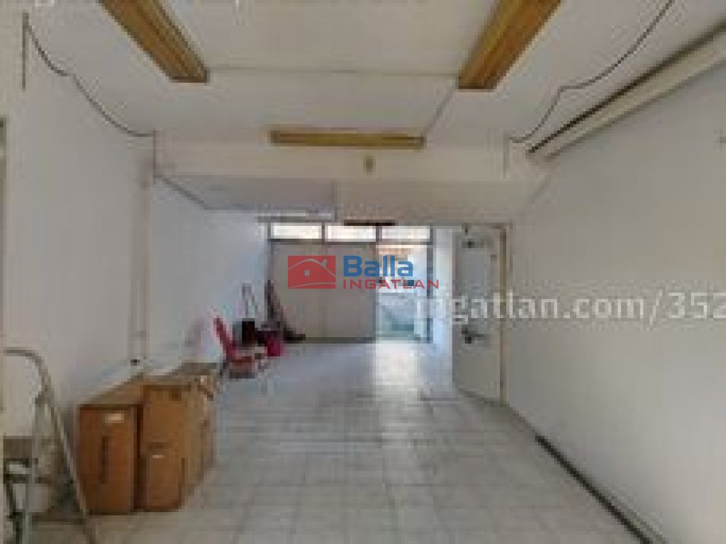 Kiadó 46 m²-eskülönálló garázs Érd (Városközpont) , Városközpont tér: 215'000 Ft