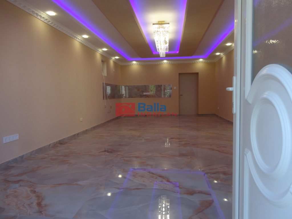 Eladó 140 m²-escsaládi ház Fót, Béke . utca: 129'000'000 Ft