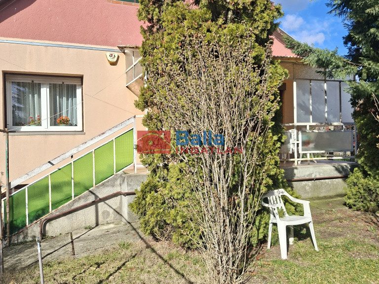 Eladó 90 m²-escsaládi ház Fót, Kazinczy Ferenc utca: 94'900'000 Ft