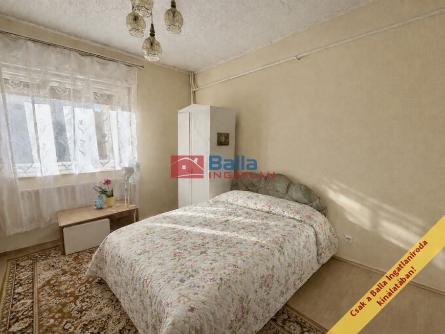 Eladó 210 m²-escsaládi ház Fót, Muharay Elemér utca: 99'900'000 Ft