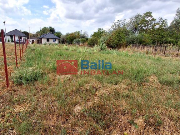 Eladó 663 m²-estelek Gárdony (Agárd) , Kígyó utca: 51'900'000 Ft