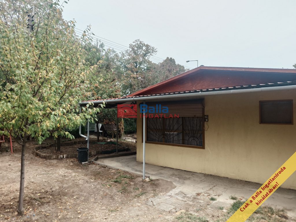 Eladó 45 m²-esüdülő Gárdony, Balatoni út: 34'900'000 Ft