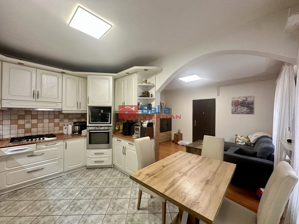 Eladó 74 m²-estársasházi lakás Göd, Göd utca: 72'000'000 Ft