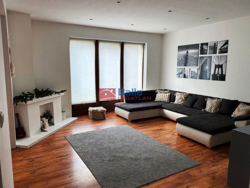 Eladó 200 m²-escsaládi ház Göd, Pacsirta utca: 119'900'000 Ft