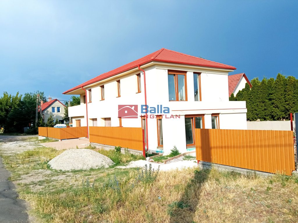 Eladó 136 m²-esikerház Gyál, KOSZTOLÁNYI DEZSŐ utca: 126'890'000 Ft