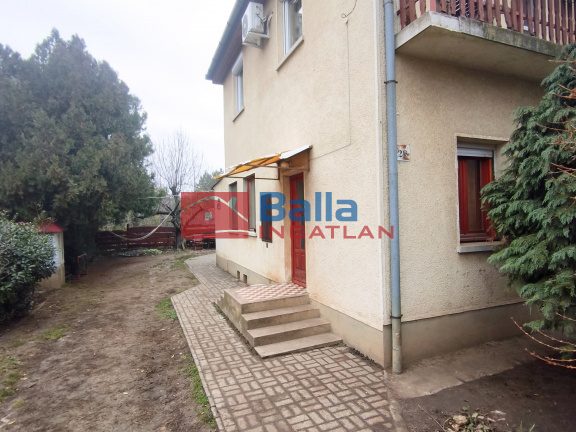 Eladó 110 m²-escsaládi ház Gyömrő, Kossuth Ferenc utca környéke: 109'900'000 Ft