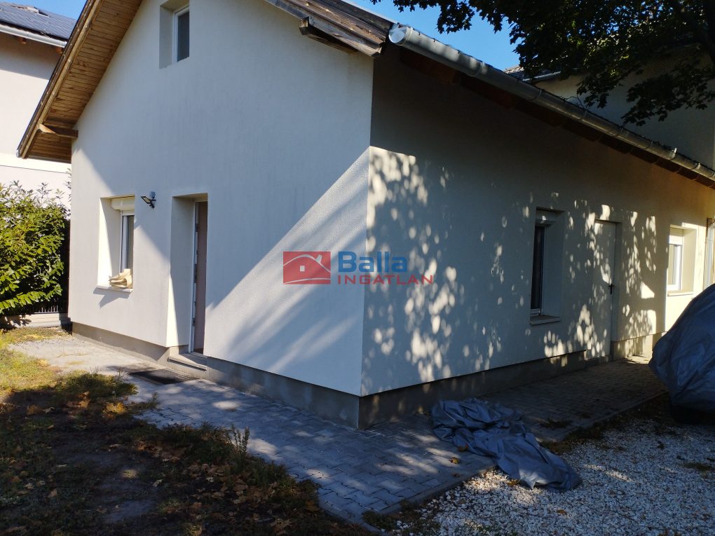Kiadó 55 m²-estársasházi lakás Halásztelek, Bethlen Gábor utca: 200'000 Ft