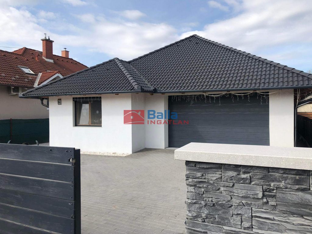 Eladó 230 m²-escsaládi ház Halásztelek, Halásztelek: 164'900'000 Ft