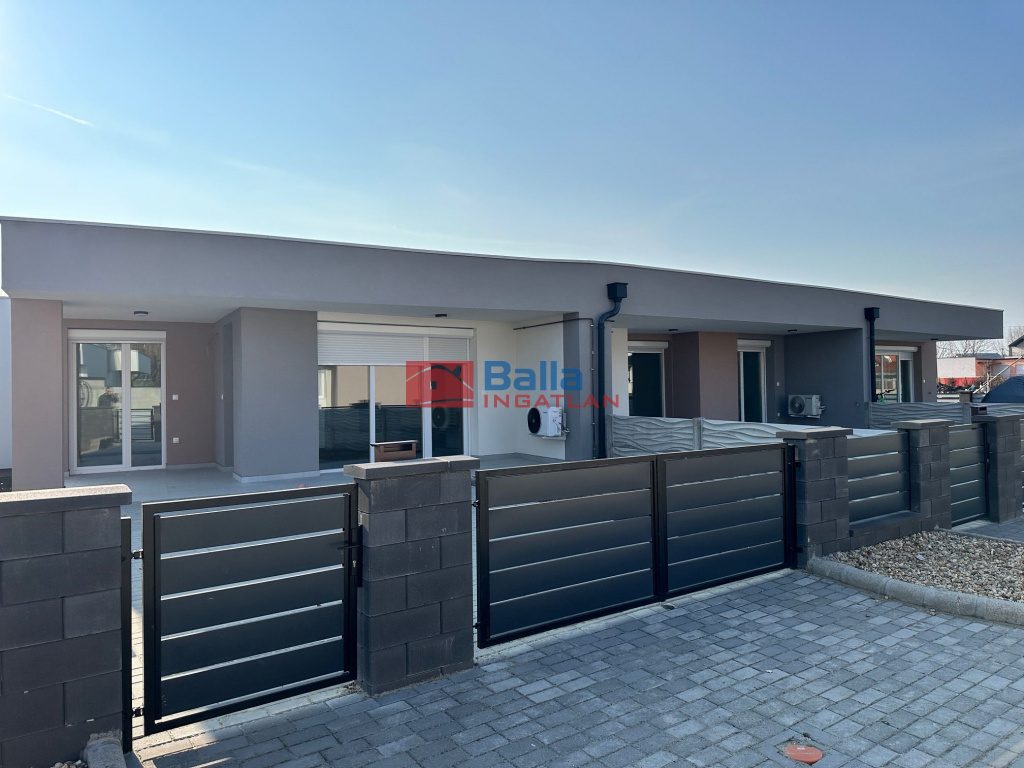 Eladó 41 m²-estársasházi lakás Hatvan, Géza fejedelem utca: 46'500'000 Ft