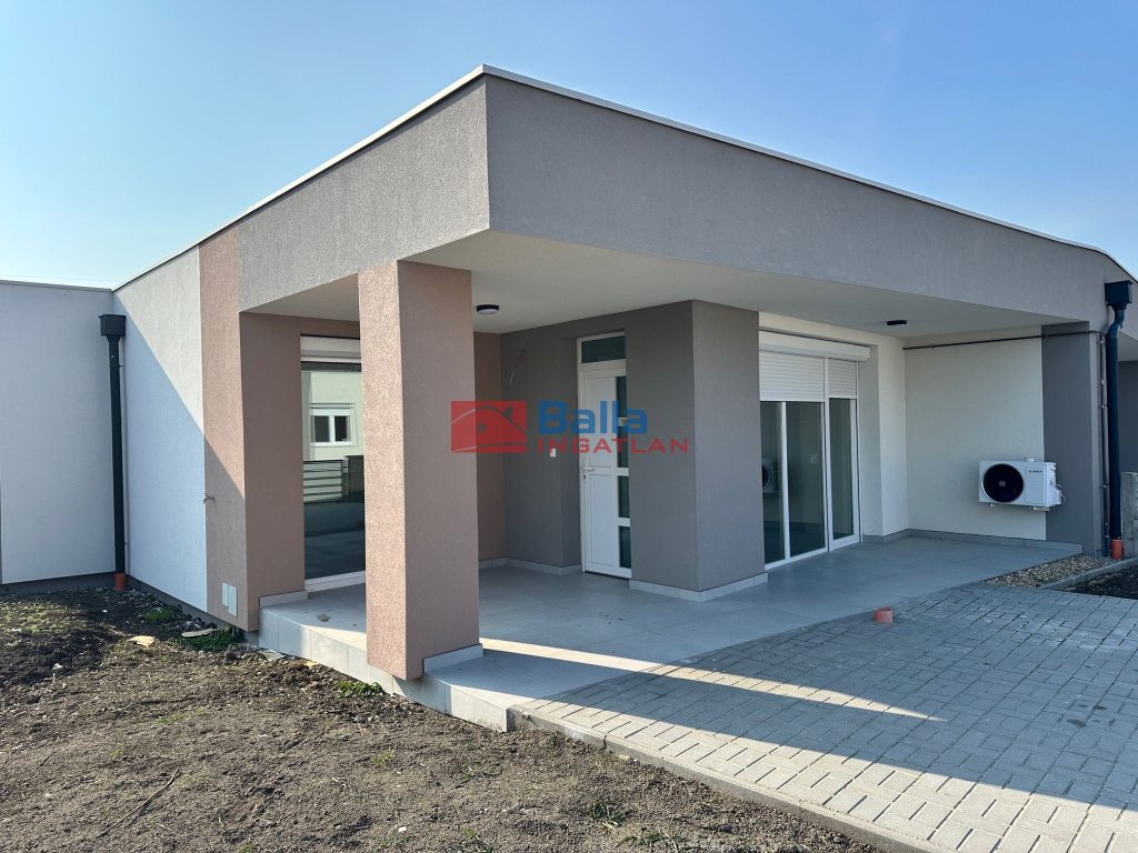 Eladó 37 m²-estársasházi lakás Hatvan, Géza fejedelem utca: 46'600'000 Ft