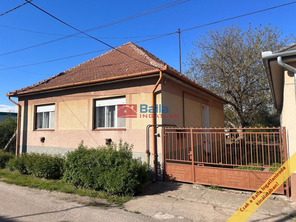 Eladó 85 m²-escsaládi ház Hatvan, Új-Hatvan: 46'800'000 Ft