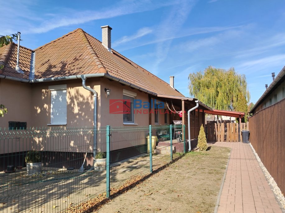 Eladó 89 m²-esikerház Isaszeg, Mátyás király utca: 74'900'000 Ft