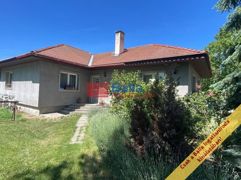 Eladó 92 m²-escsaládi ház Isztimér, Író nevek utca: 78'000'000 Ft